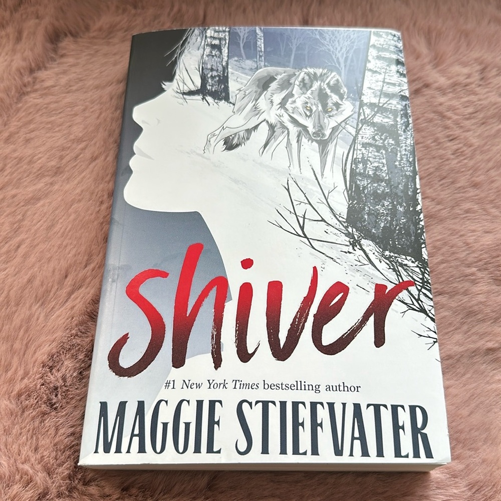 ✨ Shiver by Maggie Stiefvater ✨